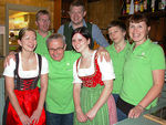 Gruppenfoto mit den Sunnahof- und "Schützenhaus"-Team.